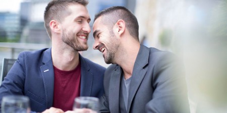 site de rencontre gay nantes à Romans-sur-Isère