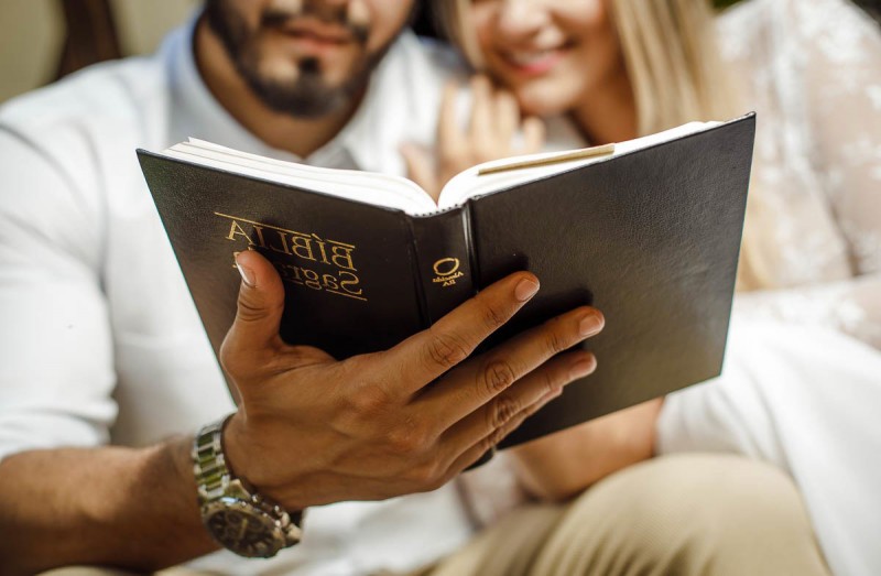 Quel est le meilleur service pour faire des rencontres chrétiennes en ligne ?